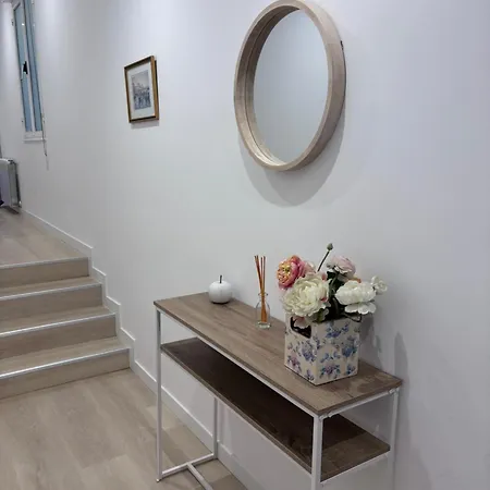 Plaza Del Ayuntamiento -centro Historico- *